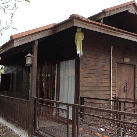 Capital O 75421 Baan Singkham Boutique Resort Чиангмай Экстерьер фото